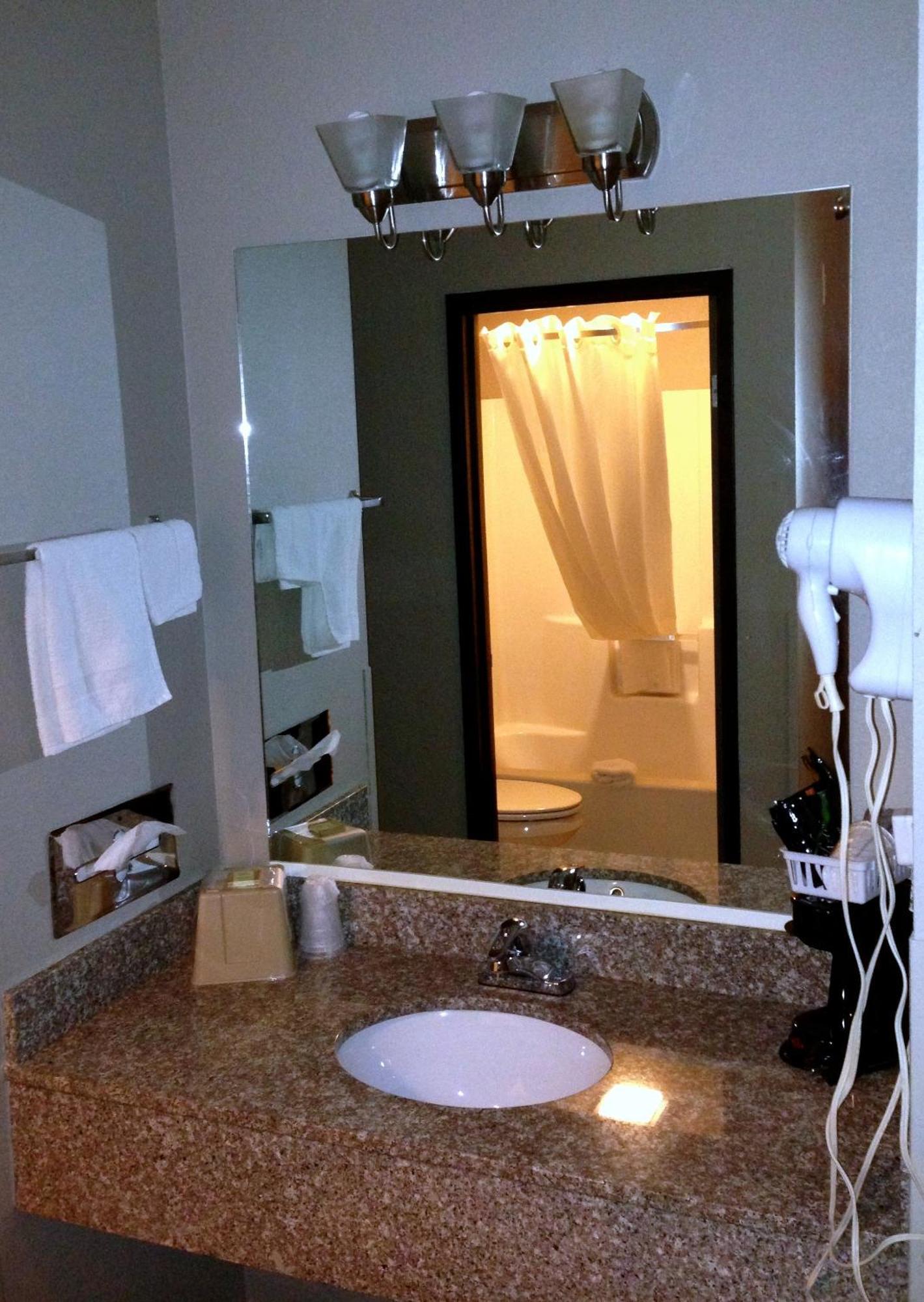 Super 8 By Wyndham Stafford/Springfield Area Motel Strafford Buitenkant foto