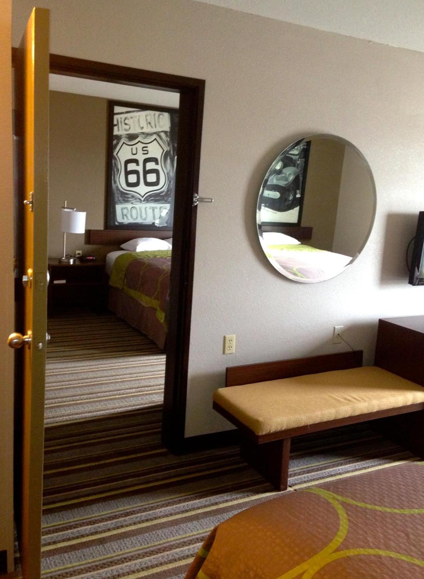 Super 8 By Wyndham Stafford/Springfield Area Motel Strafford Buitenkant foto