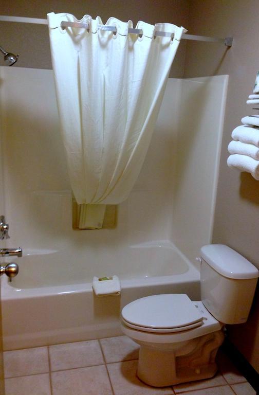 Super 8 By Wyndham Stafford/Springfield Area Motel Strafford Kamer foto